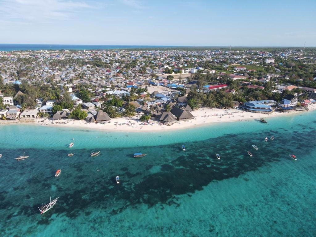 Siri Beach Lodge Nungwi Bagian luar foto